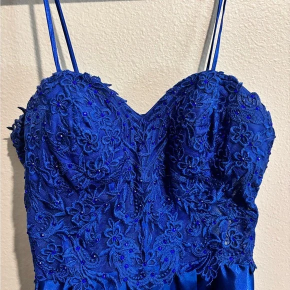 Blondie Nites Royal Blue Lace PROM Dress Size 1 - Picture 3 of 8